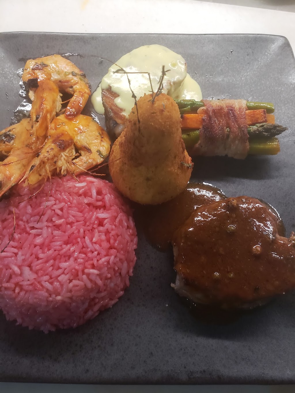 Torres Restaurant | restaurant | 7329 West Chester Pike, Upper Darby, PA 19082, USA | 6103523769 OR +1 610-352-3769