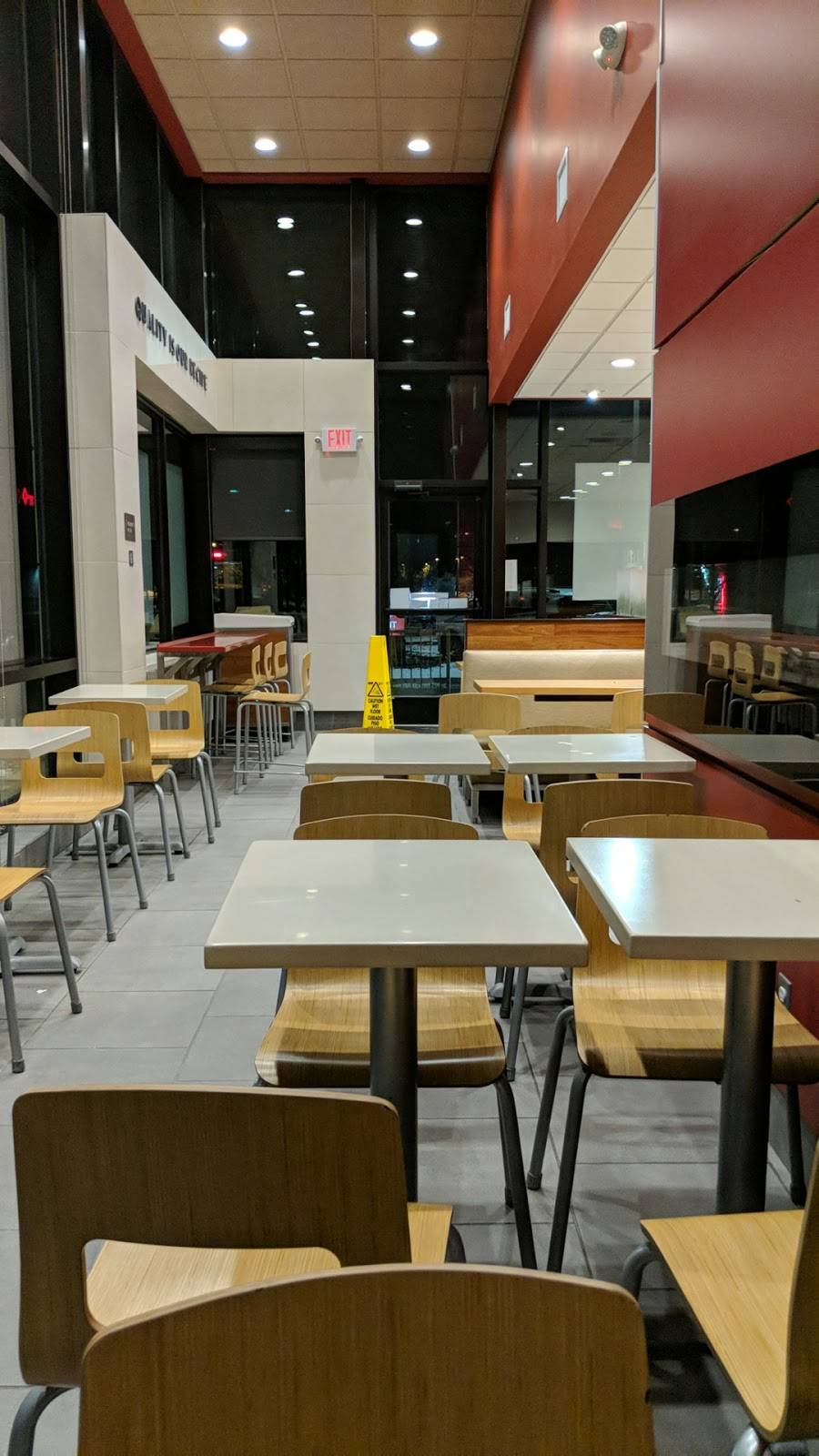 Wendys | restaurant | 9365 Hepburn St, Highlands Ranch, CO 80129, USA | 7203482906 OR +1 720-348-2906