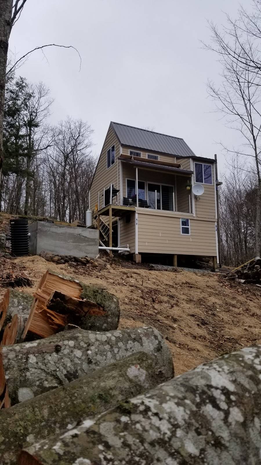 Liberty Craft cabins | restaurant | 30 Coon Mountain Ln, Liberty, ME 04949, USA | 2073227663 OR +1 207-322-7663