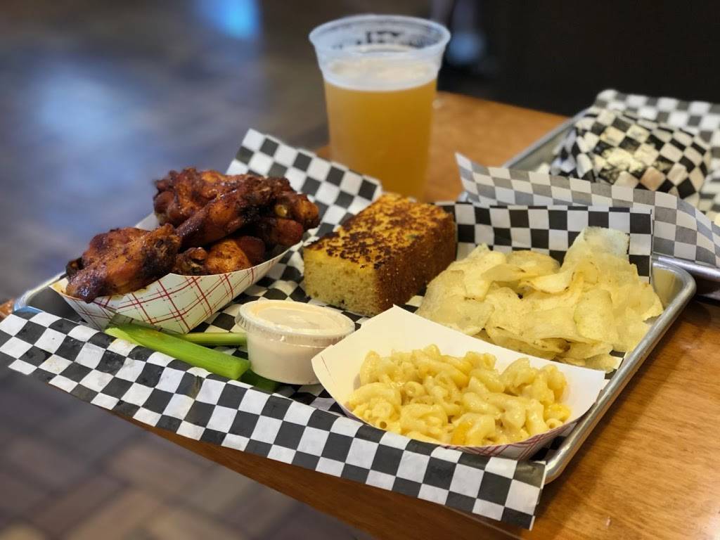 Moes Original BBQ Restaurant & Catering - Bangor | restaurant | 650 Broadway, Bangor, ME 04401, USA | 2079929000 OR +1 207-992-9000