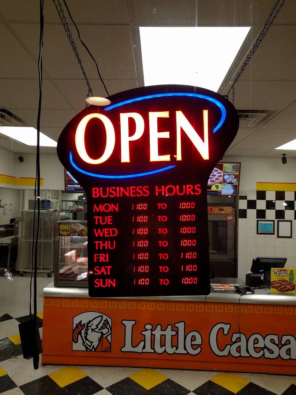 Little Caesars Pizza | meal takeaway | 1907 John Stockbauer Dr, Victoria, TX 77901, USA | 3615769181 OR +1 361-576-9181