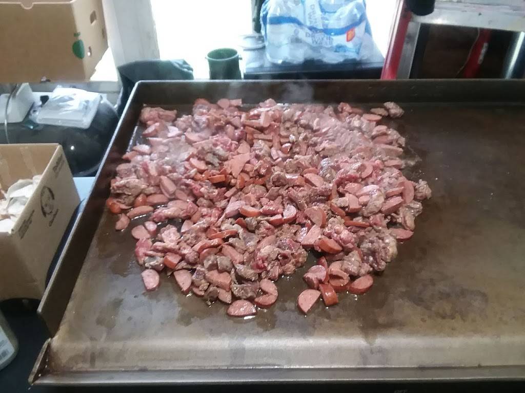 Thrif-T-Mart | restaurant | 6703 S Zarzamora St, San Antonio, TX 78224, USA | 2109223351 OR +1 210-922-3351