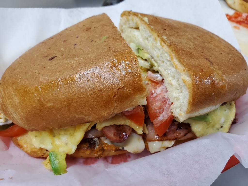 Taqueria Flores | restaurant | 945 Park Dr, Myrtle Beach, SC 29577, USA | 8439459468 OR +1 843-945-9468