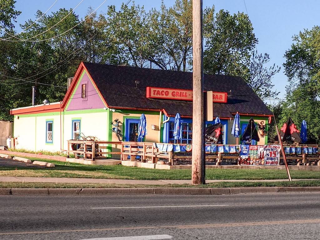 Taco Grill - Salsa Bar | restaurant | 111 West Ogden Avenue, Westmont, IL 60559, USA | 6303530964 OR +1 630-353-0964