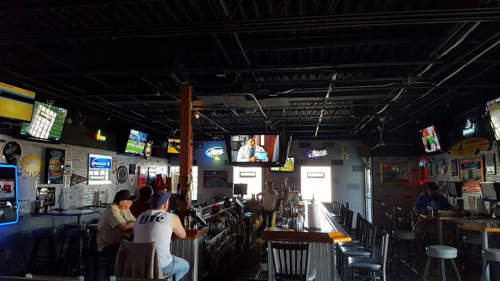 Thirst & Ten | restaurant | 15299 Sheldon Rd, Cleveland, OH 44130, USA | 2163628000 OR +1 216-362-8000