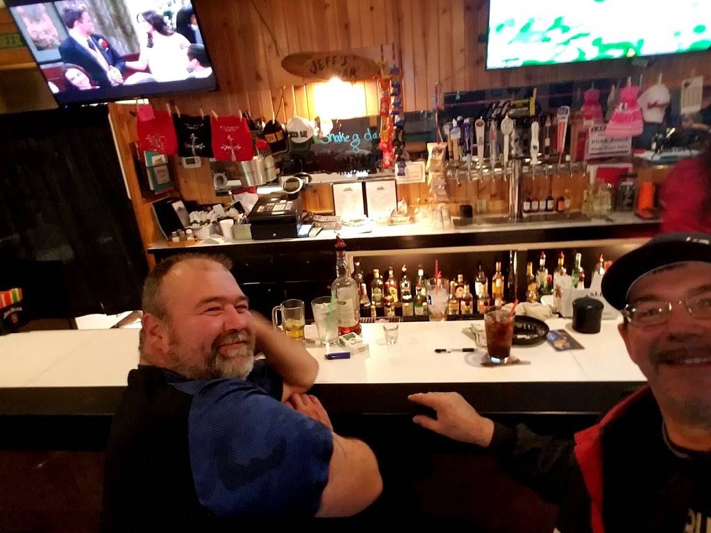 Jeffs Sports Bar & Grill | restaurant | N6010 WI-42, Kewaunee, WI 54216, USA | 9203880705 OR +1 920-388-0705