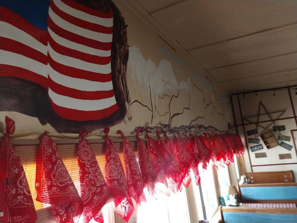 Meleahs Cafe | restaurant | 2101-2153 S 3rd St, Merom, IN 47861, USA | 8123564108 OR +1 812-356-4108