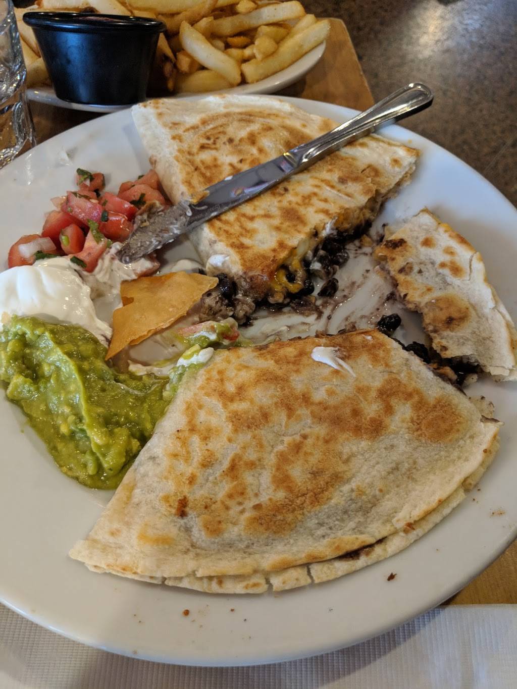 El Patron | restaurant | 51 Lincoln Rd, Brooklyn, NY 11225, USA | 9178938733 OR +1 917-893-8733