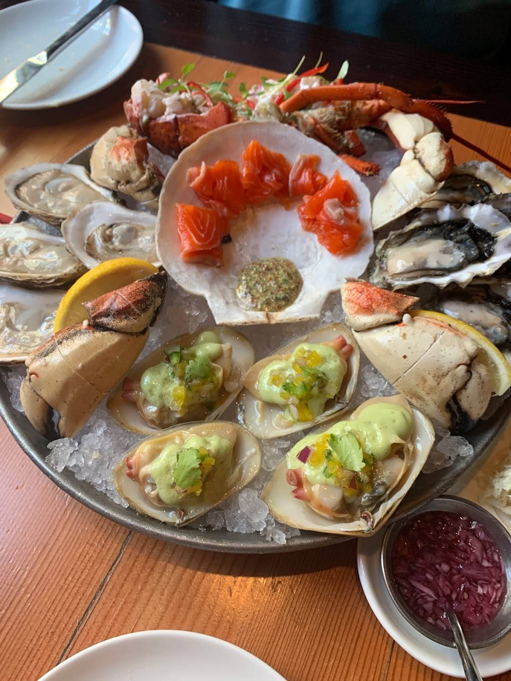 Pure Spirits Oyster House & Grill | restaurant | 17 Tank House Lane, Toronto, ON M5A 3C4, Canada | 4163615859 OR +1 416-361-5859