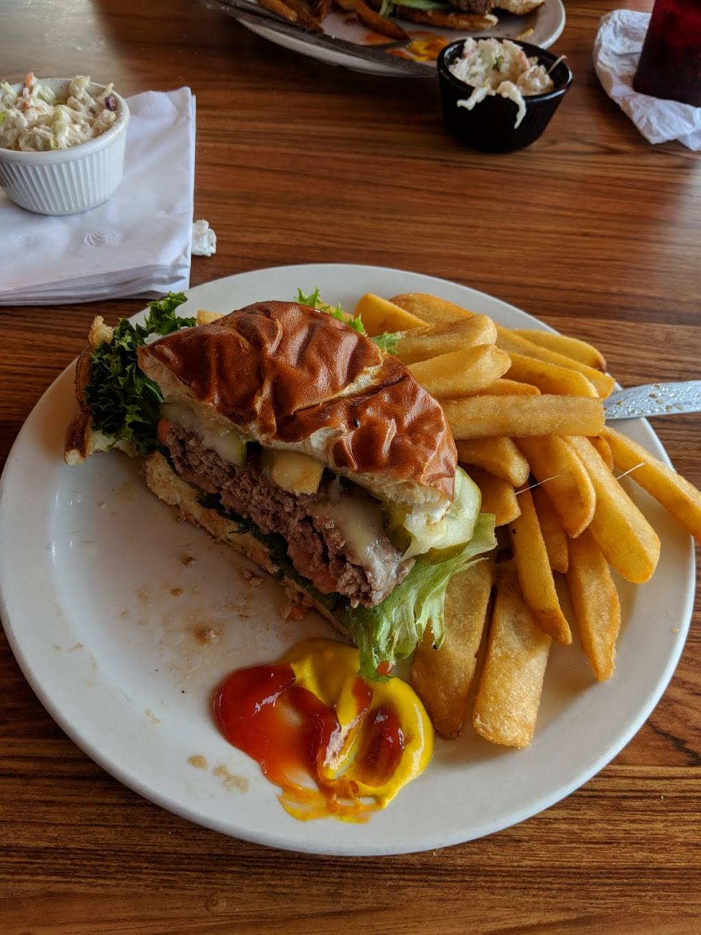 Brandts of Palatine | restaurant | 807 W Northwest Hwy, Palatine, IL 60067, USA | 8474964388 OR +1 847-496-4388