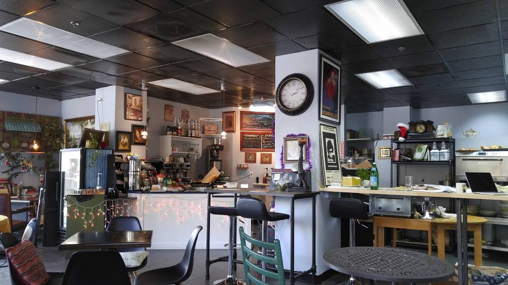 La Deja Vu Cafe - Bistro - Restaurant | cafe | 401 1st Ave N, St. Petersburg, FL 33701, USA | 7276562334 OR +1 727-656-2334