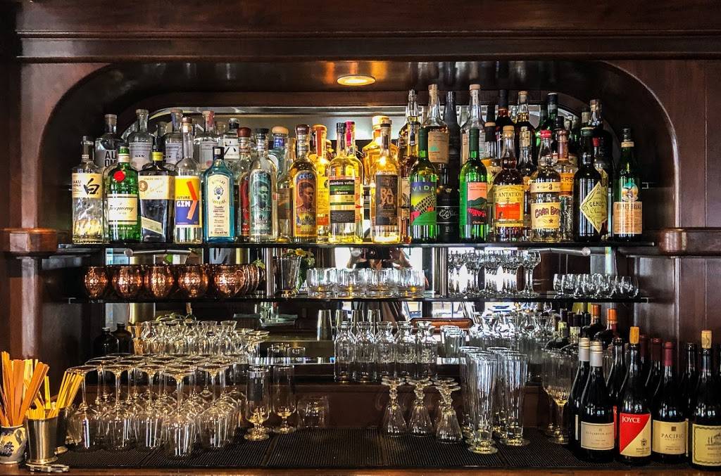 Gravity Tavern | restaurant | 38 Miller Ave, Mill Valley, CA 94941, USA | 4158882108 OR +1 415-888-2108