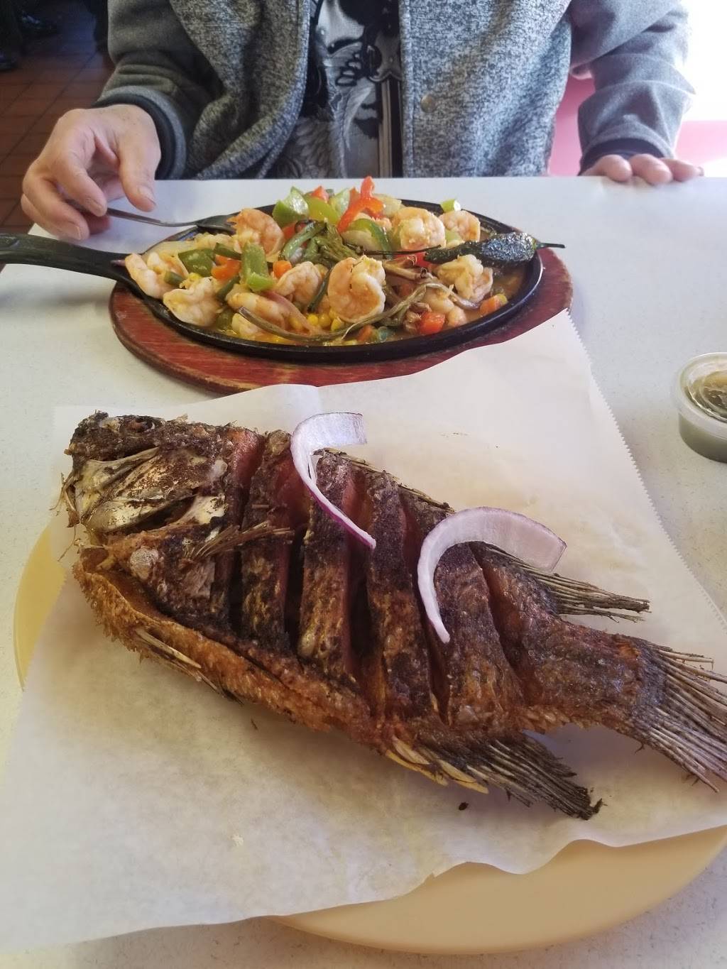 Taquería La Auténtica | restaurant | 3656 3500 S, Salt Lake City, UT 84120, USA | 8018400631 OR +1 801-840-0631