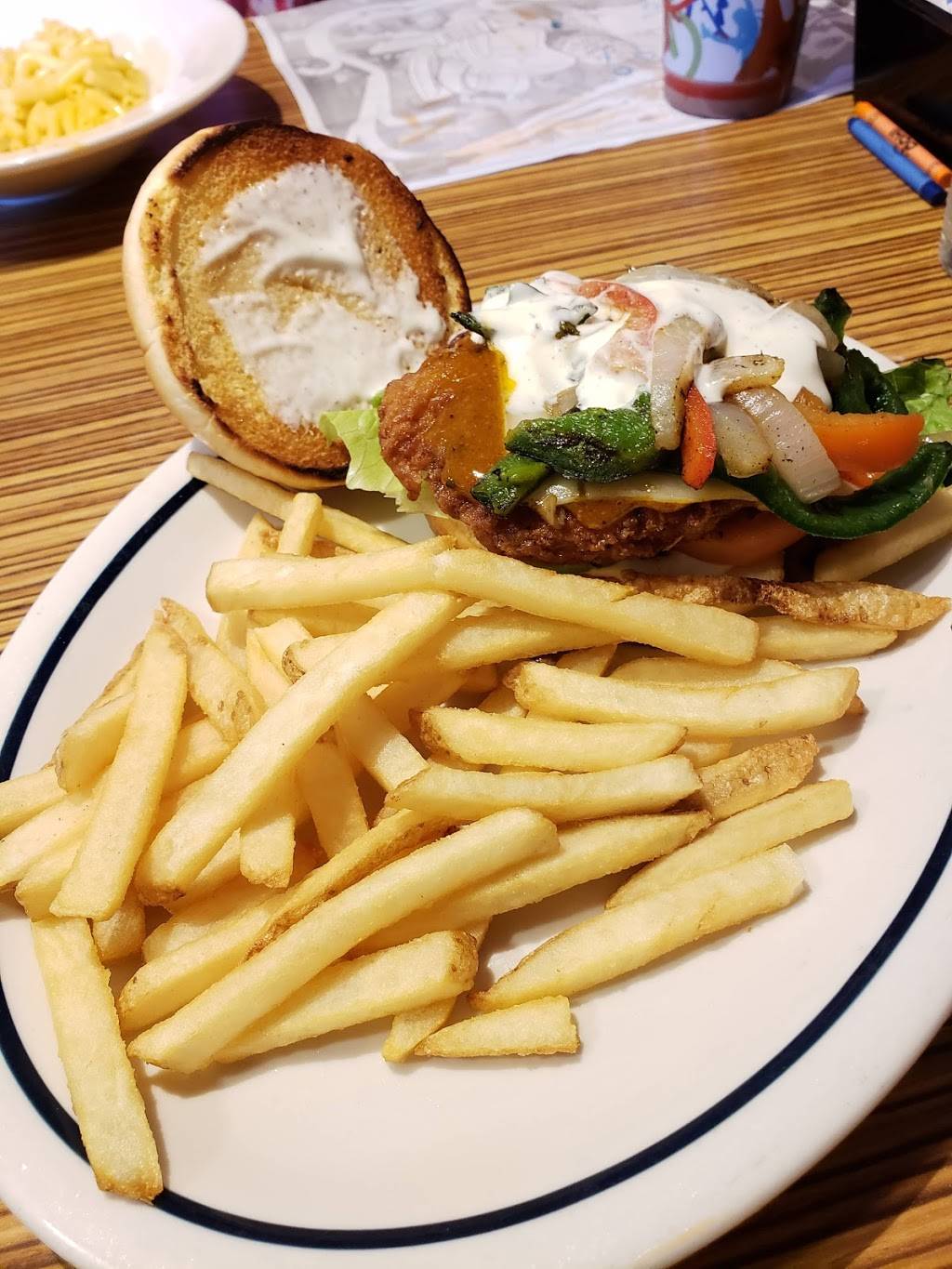 IHOP | restaurant | 18677 Soledad Canyon Rd, Santa Clarita, CA 91351, USA | 6612501860 OR +1 661-250-1860