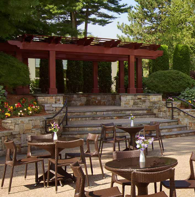 SORA | restaurant | DoubleTree by Hilton Hotel Boston-Bedford Glen, 44 Middlesex Turnpike, Bedford, MA 01730, USA | 7812755500 OR +1 781-275-5500