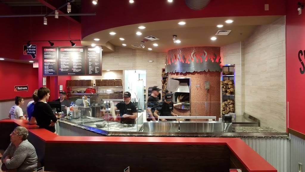 Smokin Oak Wood-Fired Pizza | restaurant | 2420 Lincoln Way Suite 101, Ames, IA 50014, USA | 5154505727 OR +1 515-450-5727