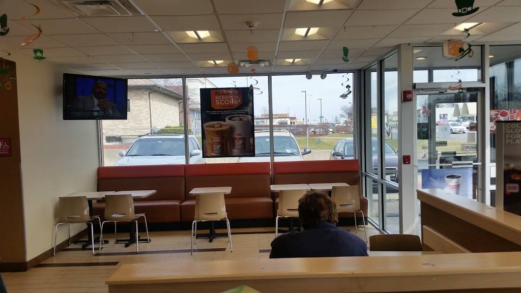 Dunkin Donuts | cafe | 522 Ogden Ave, Downers Grove, IL 60515, USA | 6308521553 OR +1 630-852-1553
