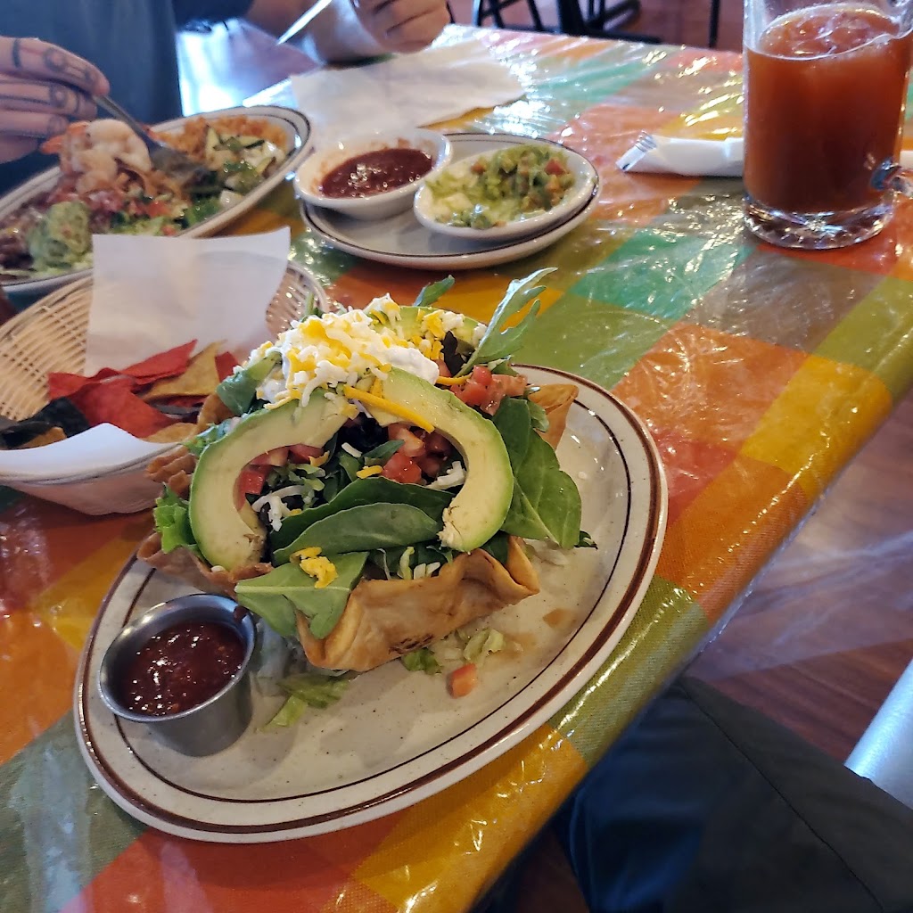 Valentinas Restaurant | restaurant | 945 W Alameda St, Santa Fe, NM 87501, USA | 5059887165 OR +1 505-988-7165