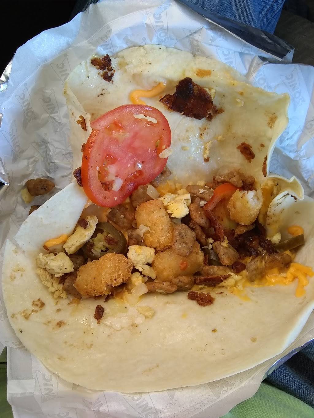 Sonic Drive-In | restaurant | 3220 E Whitestone Blvd, Cedar Park, TX 78613, USA | 5125280597 OR +1 512-528-0597