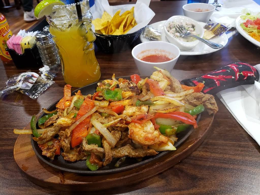 Loco Restaurant and Cantina | restaurant | 1417 Prospect St, Indianapolis, IN 46203, USA | 3173841745 OR +1 317-384-1745