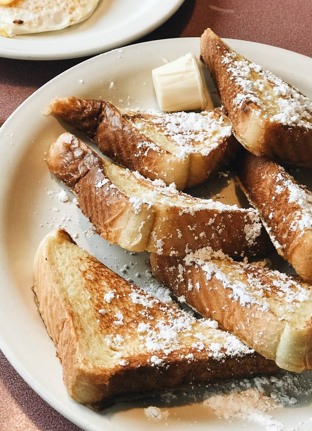 Log Cabin Family Restaurant | restaurant | 2445 W Walworth Rd, Macedon, NY 14502, USA | 3159869224 OR +1 315-986-9224