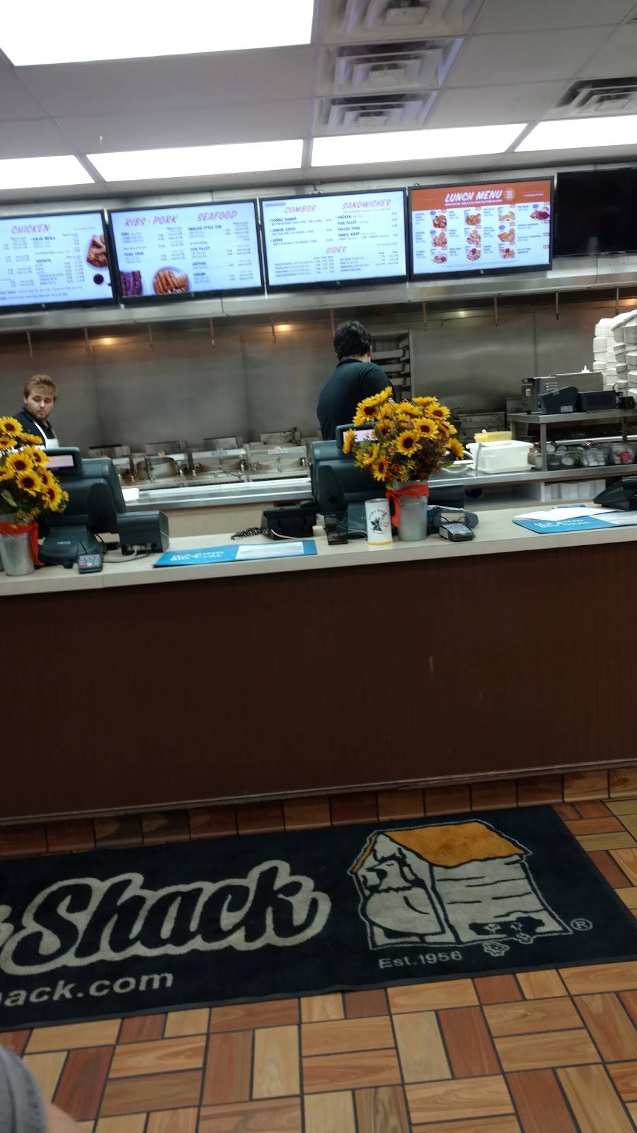 Chicken Shack Rochester | meal takeaway | 213 W University Dr, Rochester, MI 48307, USA | 2486561100 OR +1 248-656-1100