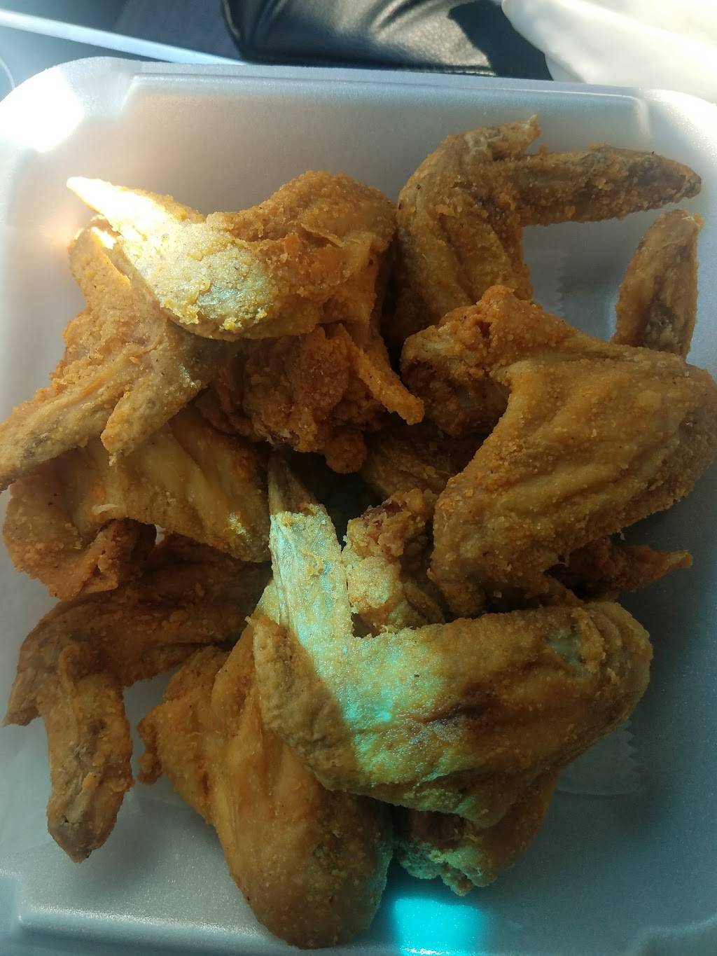 Ambassador Fish & Chicken | restaurant | 362 S Orange Ave, Newark, NJ 07103, USA | 9732425300 OR +1 973-242-5300