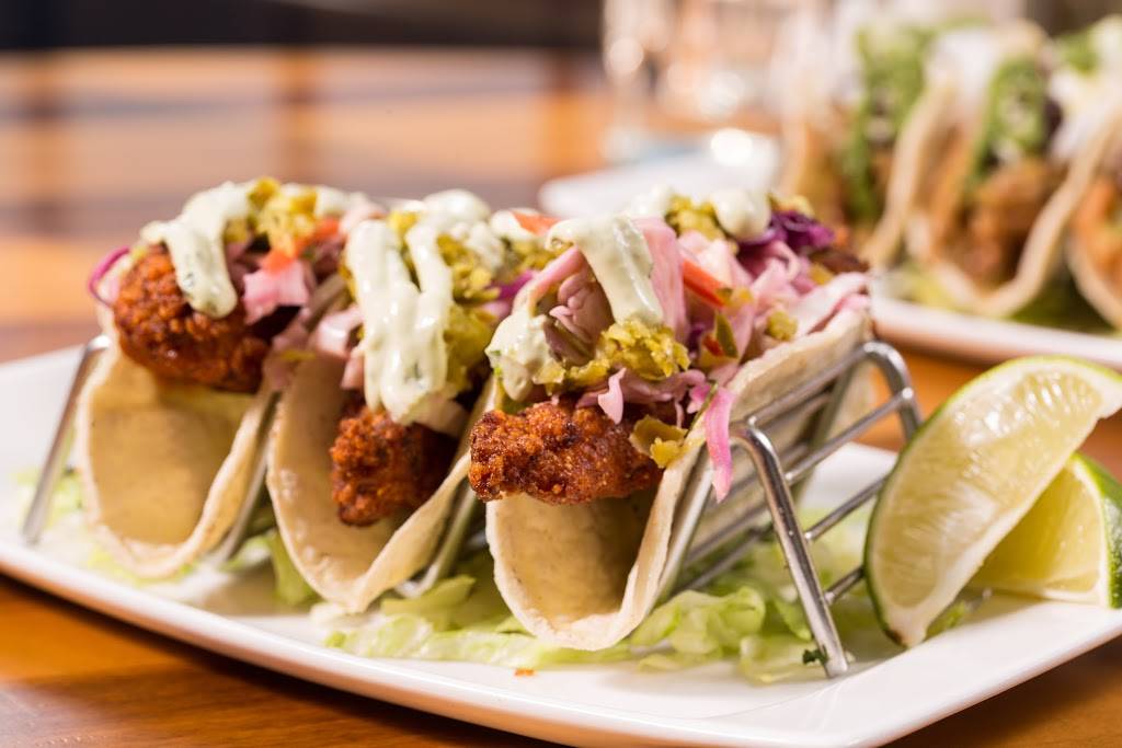 Hopsmith Chicago | restaurant | 15 W Division St, Chicago, IL 60610, USA | 3126009816 OR +1 312-600-9816