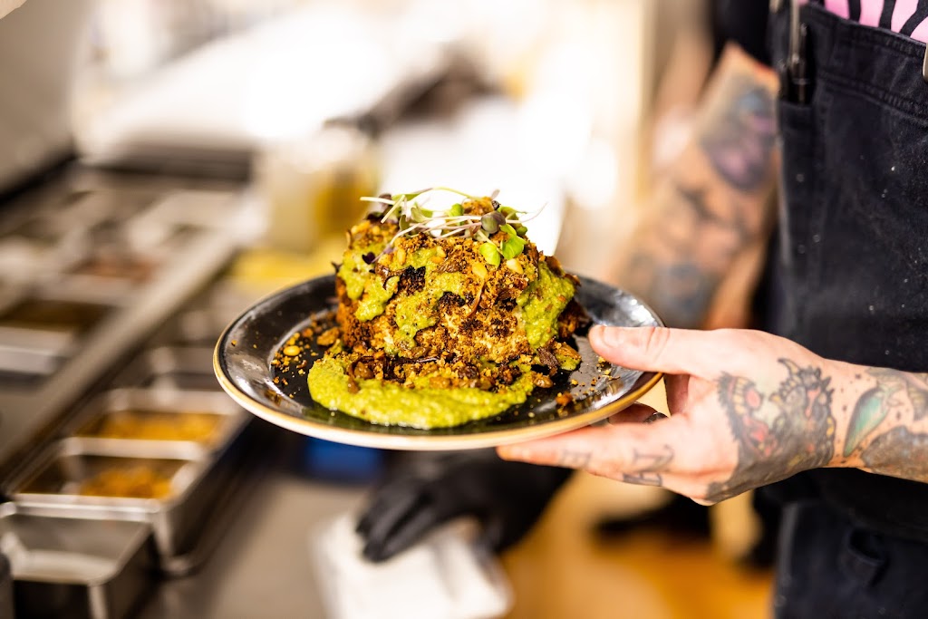 M.O.B. | restaurant | 225 Brownsville Rd, Pittsburgh, PA 15210, USA | 4125055677 OR +1 412-505-5677