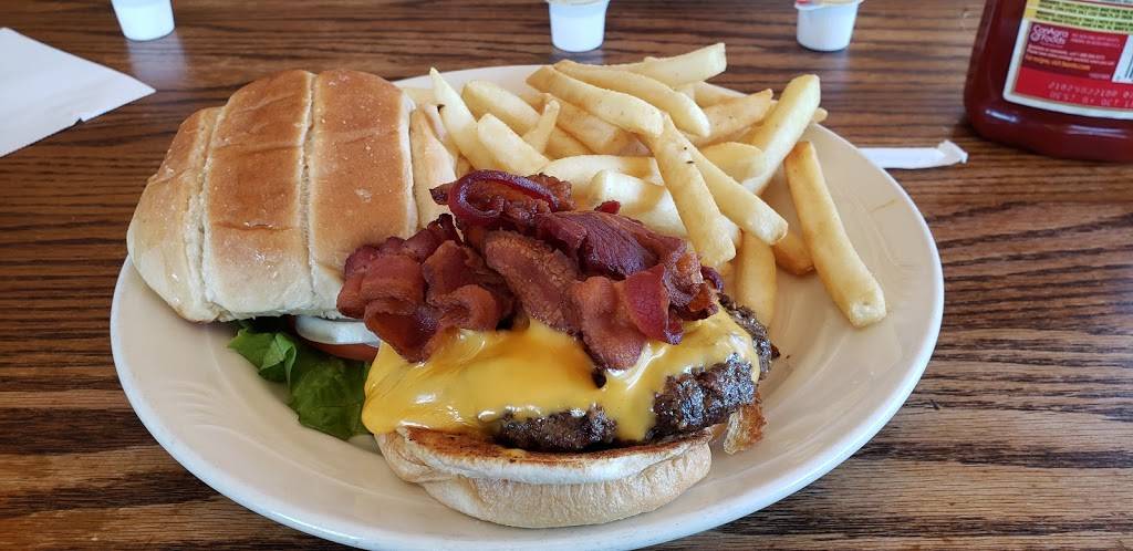 DAR"S DENOS I-76 RESTRAURANT | restaurant | 245 Market St #9033, Keenesburg, CO 80643, USA | 3037324595 OR +1 303-732-4595