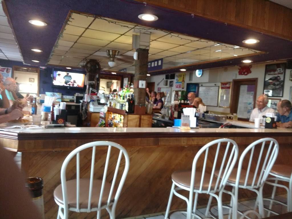 New White Swan | restaurant | 8821 Millers Island Rd, Sparrows Point, MD 21219, USA | 4104775092 OR +1 410-477-5092