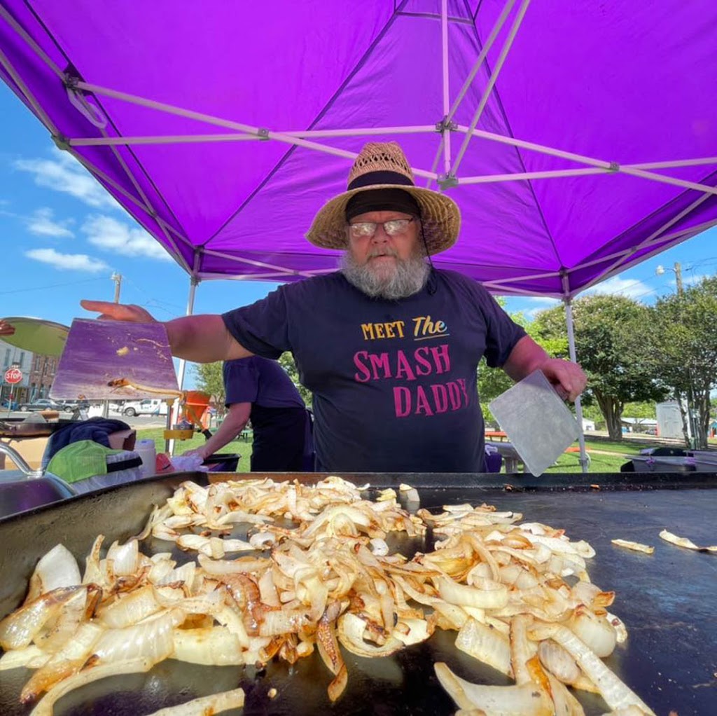 Smash Daddies | restaurant | 114 Central Ave Bldg B, Elgin, TX 78621, USA | 5129427661 OR +1 512-942-7661