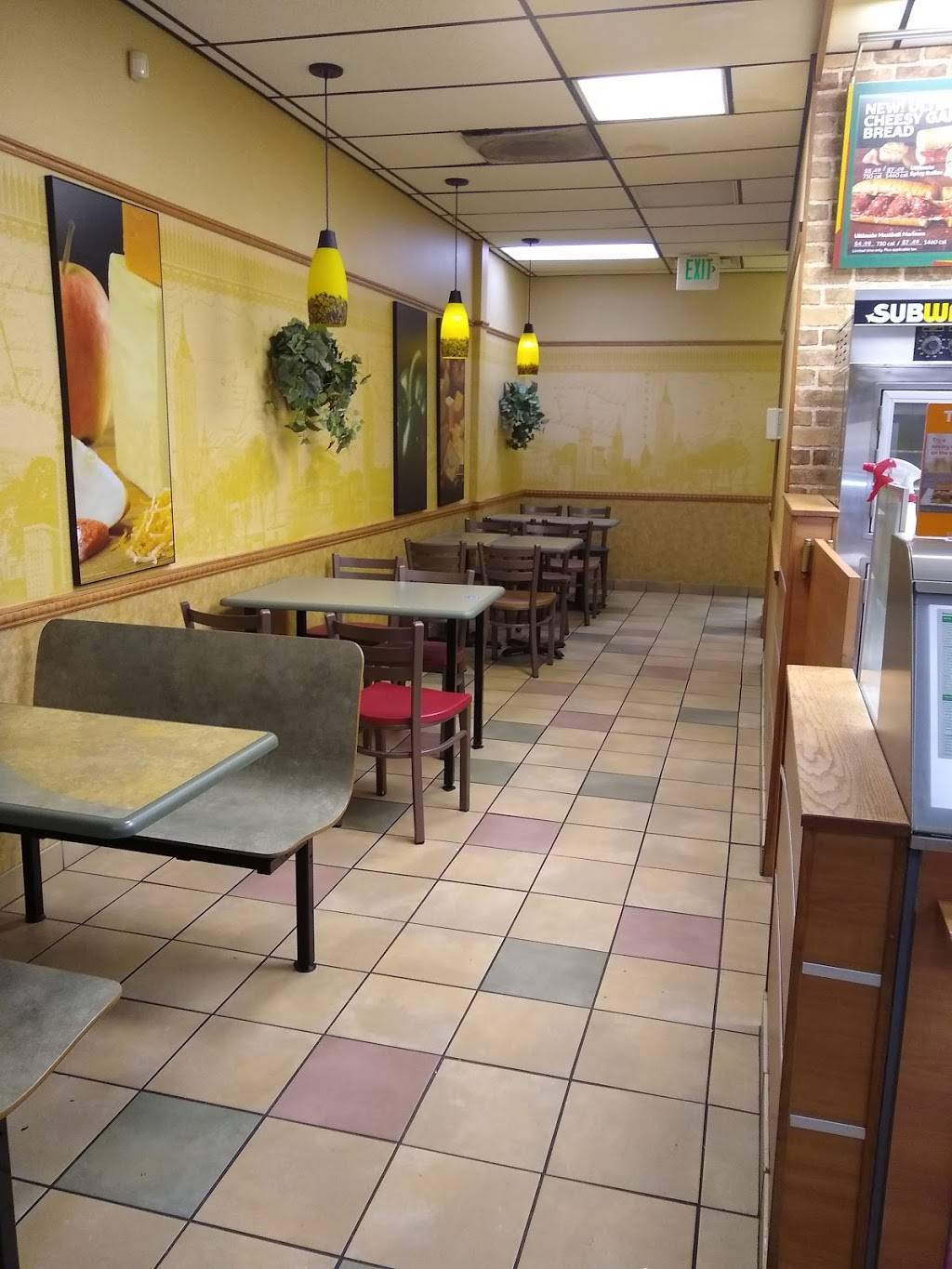 Subway | meal takeaway | 1867 N 2000 W #B, Clinton, UT 84015, USA | 8017740633 OR +1 801-774-0633