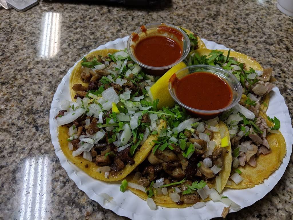 Goyos Tacos | restaurant | 18793 Valley Blvd, Bloomington, CA 92316, USA | 9098739040 OR +1 909-873-9040