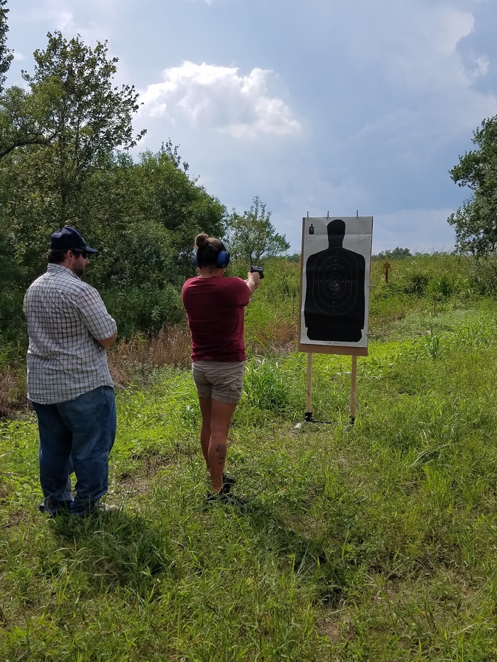 Uncle Dannys Huntin n Fishin | restaurant | 5901 Patoutville Rd, New Iberia, LA 70560, USA | 3375779313 OR +1 337-577-9313