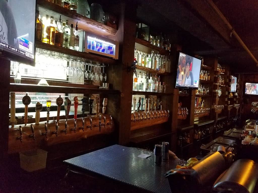 The Lodge Sports Grille | restaurant | 166 S King St, Seattle, WA 98104, USA | 2065380000 OR +1 206-538-0000