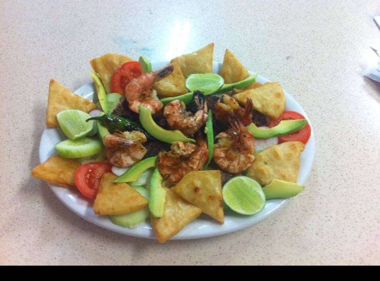 La Bahia | restaurant | 8414 Topanga Canyon Blvd, Canoga Park, CA 91304, USA | 8187040256 OR +1 818-704-0256