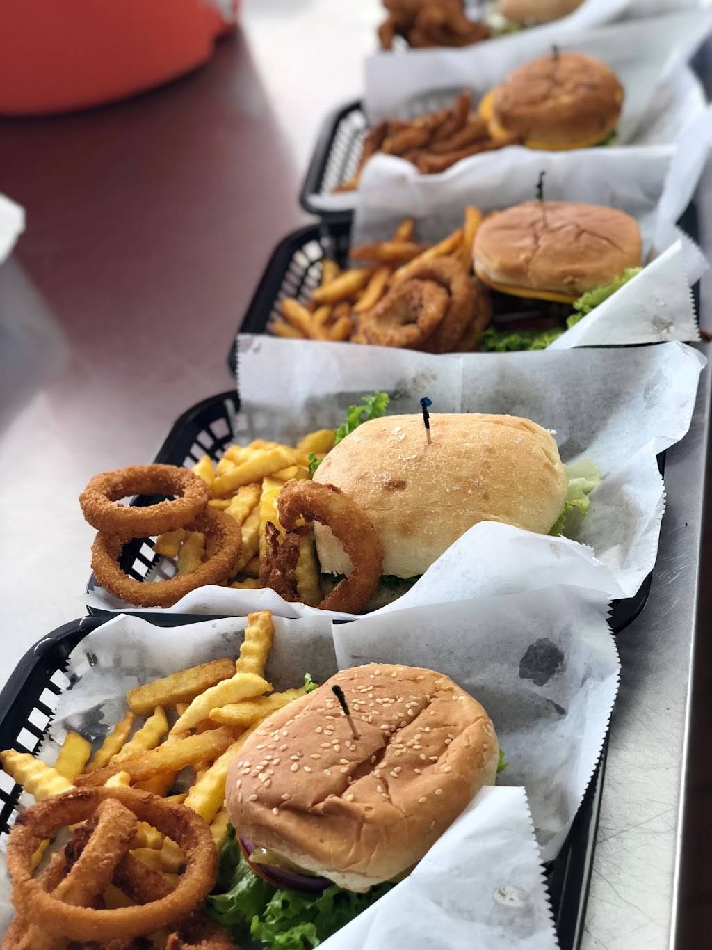 Supreme Burger | restaurant | 1827 Columbia Dr suite a, Decatur, GA 30032, USA | 4042888988 OR +1 404-288-8988