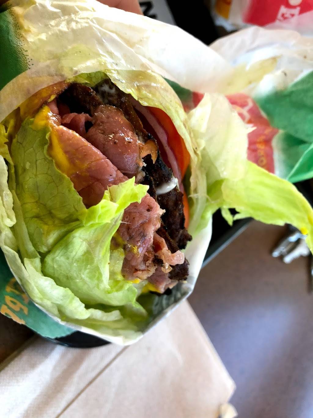 Carls Jr. / Green Burrito | restaurant | 9360 Kearny Mesa Rd, San Diego, CA 92126, USA | 8586890538 OR +1 858-689-0538