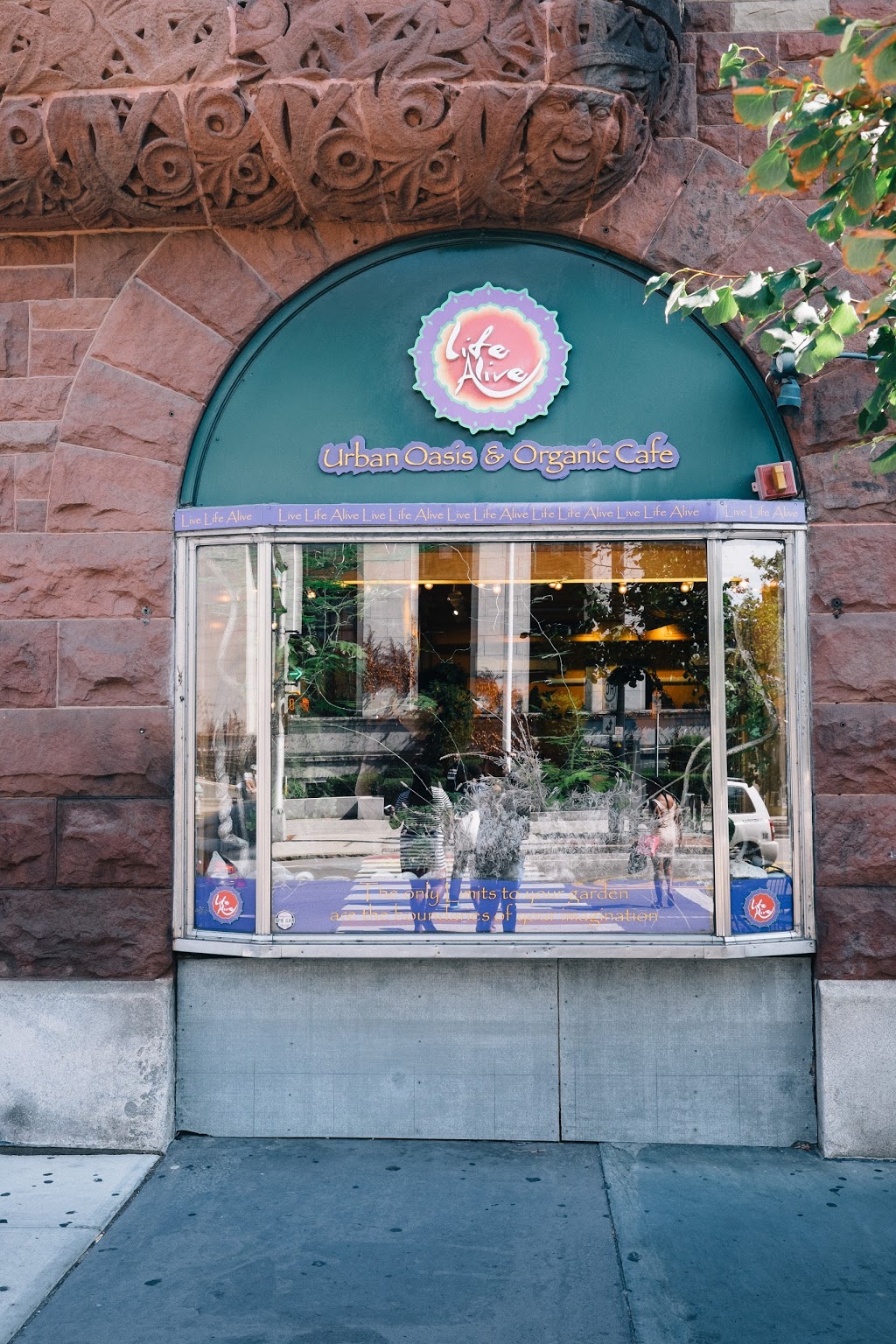 Life Alive Organic Cafe | restaurant | 765 Massachusetts Ave, Cambridge, MA 02139, USA | 6173545433 OR +1 617-354-5433