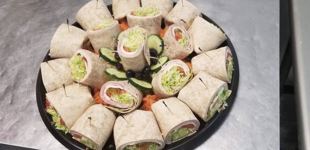 Max Pizza II | restaurant | 79 Shuttle Meadow Ave, New Britain, CT 06051, USA | 8603572974 OR +1 860-357-2974