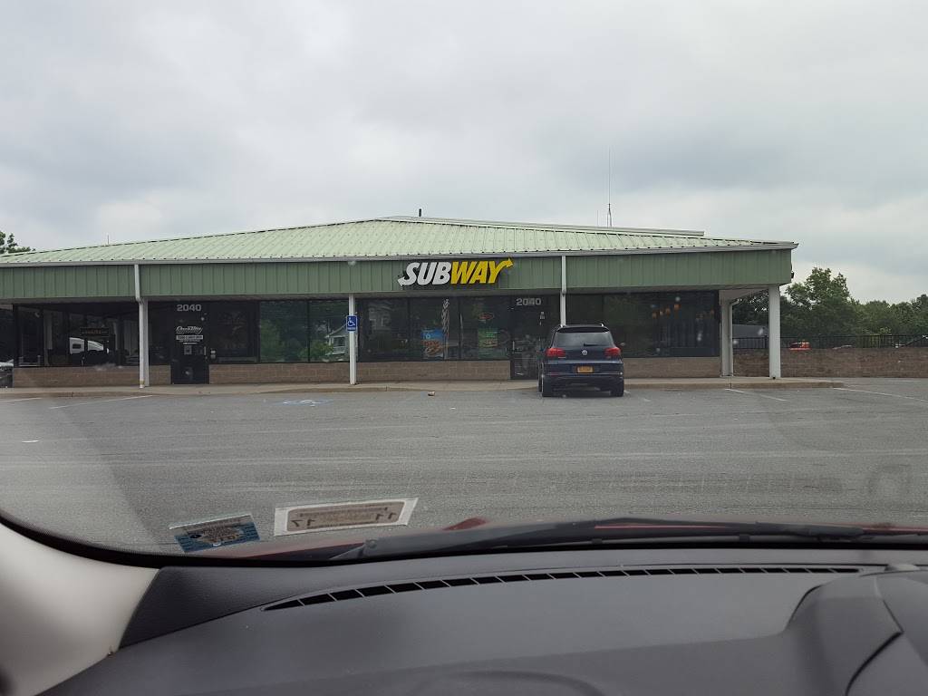 Subway Restaurants | restaurant | 2040 NY-208, Montgomery, NY 12549, USA | 8452880202 OR +1 845-288-0202