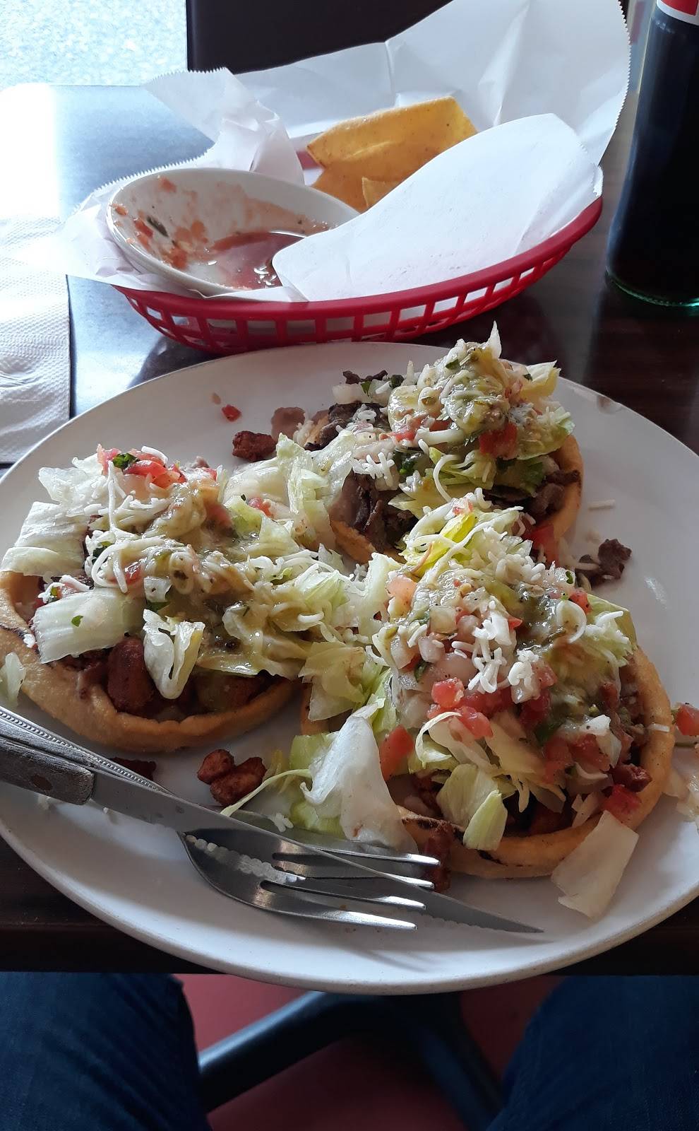 Taco Del Rey | restaurant | 330 SW 43rd St M, Renton, WA 98057, USA | 4252510100 OR +1 425-251-0100