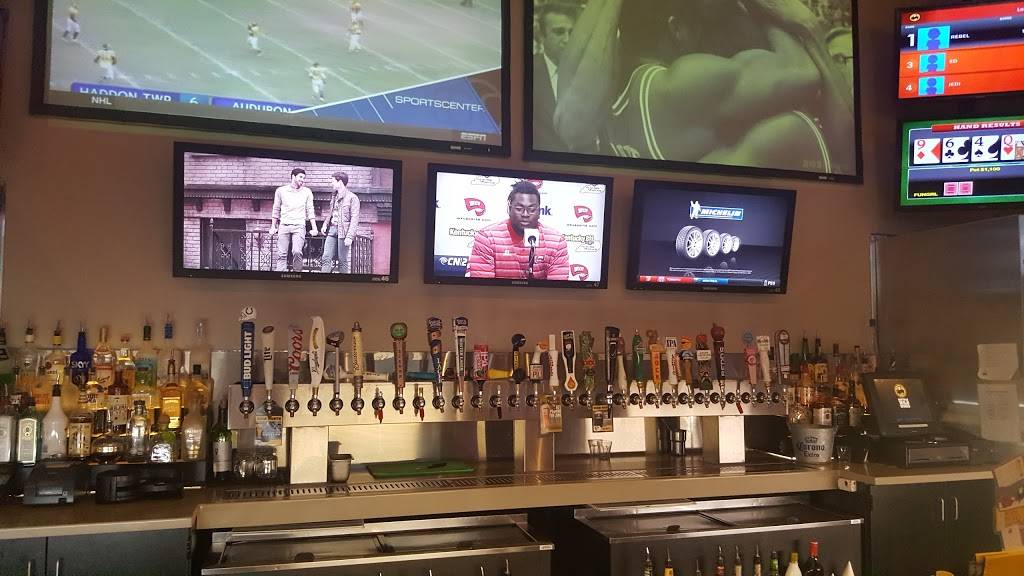 Buffalo Wild Wings | restaurant | 1112 Veterans Pkwy, Clarksville, IN 47129, USA | 8122839464 OR +1 812-283-9464