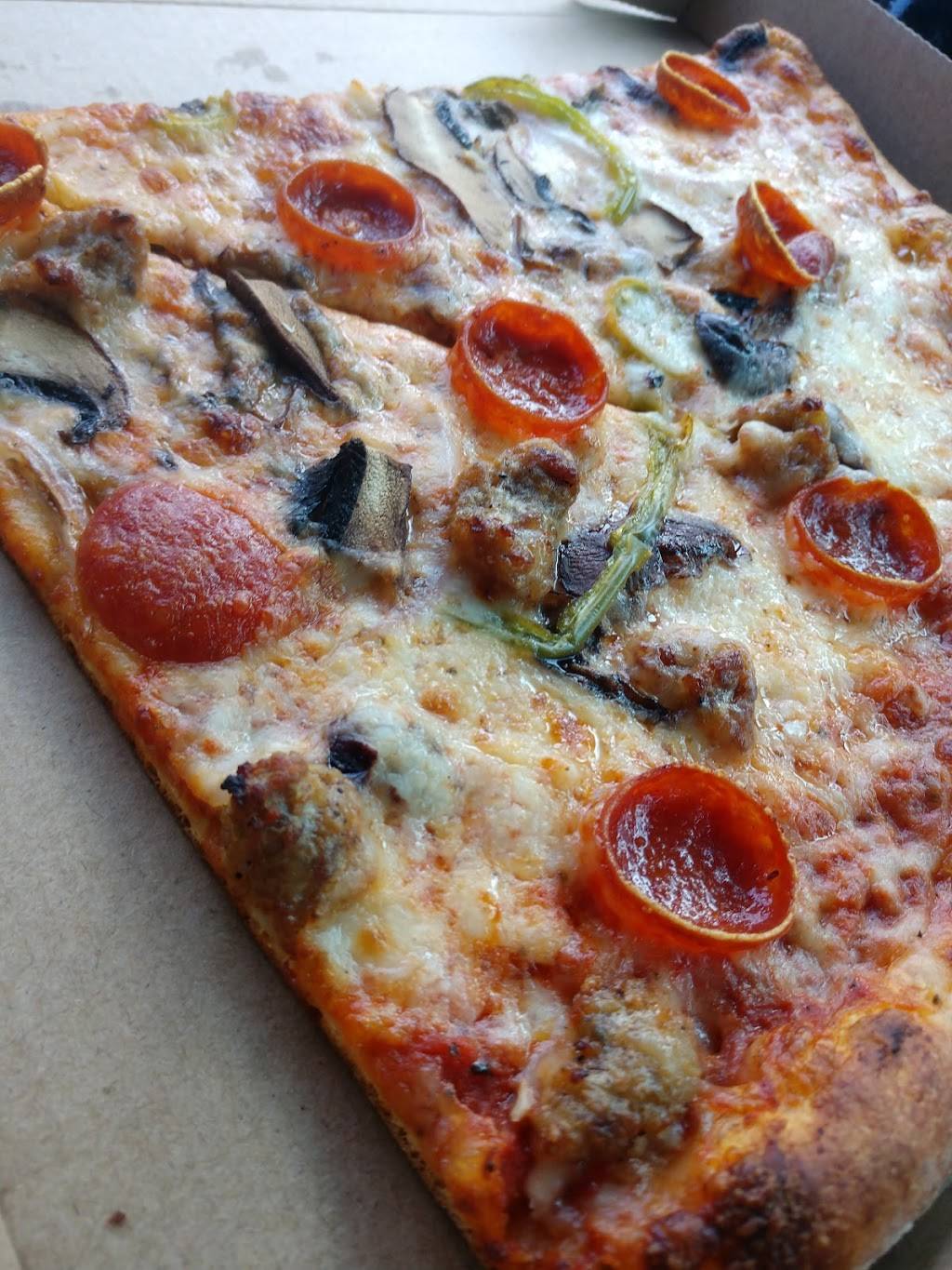 Flippin Pizza | restaurant | 17933 MacArthur Blvd, Irvine, CA 92614, USA | 9499553800 OR +1 949-955-3800