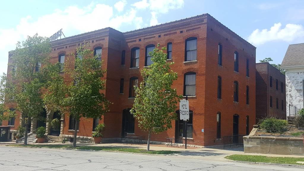 Hotel Frederick Restaurant & Lounge | restaurant | 501 High St, Boonville, MO 65233, USA | 6608822828 OR +1 660-882-2828