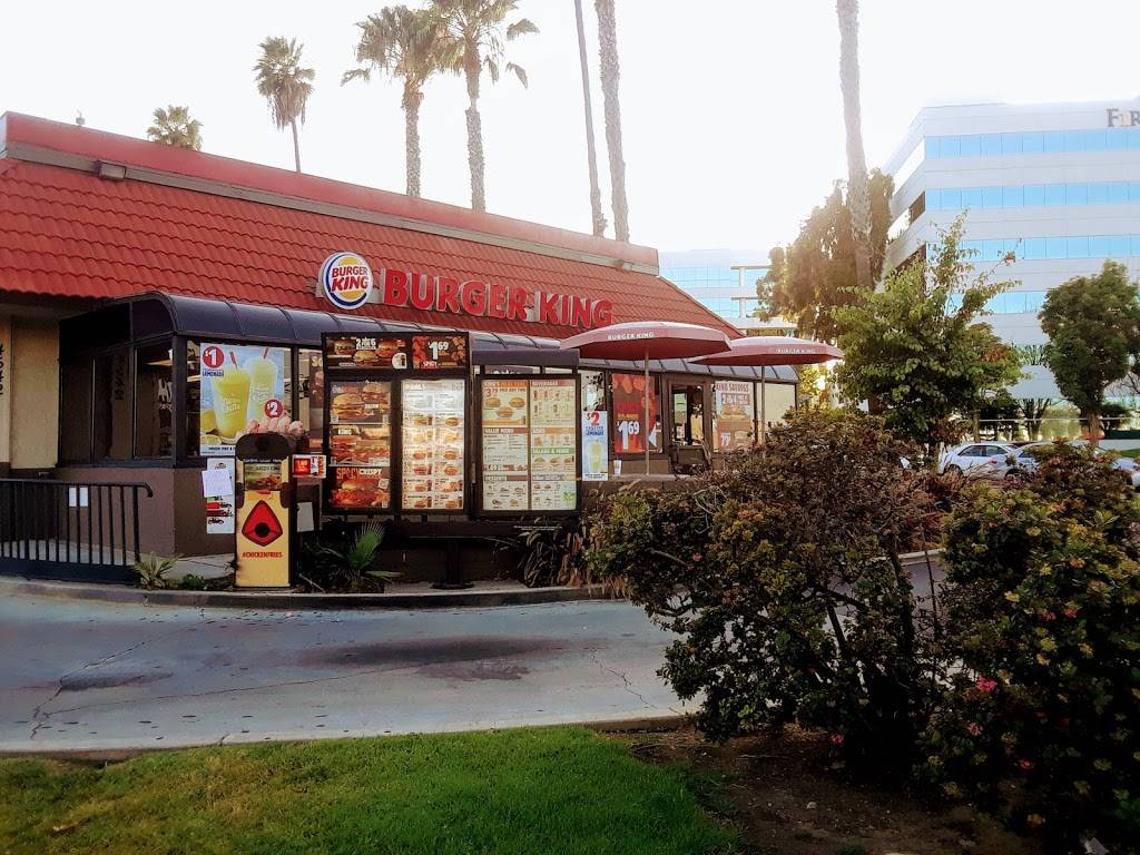 Burger King | restaurant | 4542 Pacific Coast Hwy, Long Beach, CA 90804, USA | 3104986331 OR +1 310-498-6331