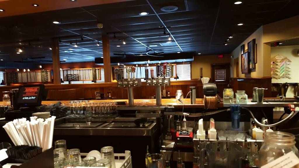 Outback Steakhouse | restaurant | 275 N Main St, Bellingham, MA 02019, USA | 5089669333 OR +1 508-966-9333