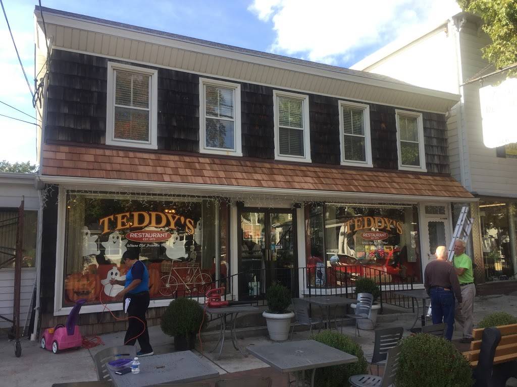 Teddys Luncheonette | restaurant | 49 N Main St, Cranbury, NJ 08512, USA | 6096553120 OR +1 609-655-3120