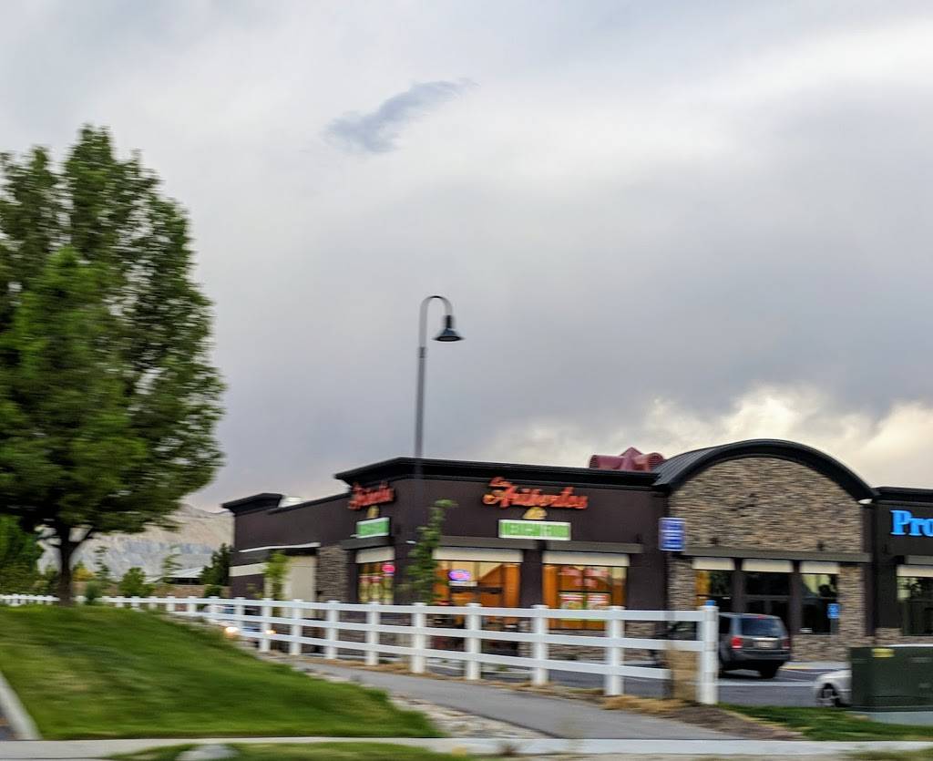 Los Aribertos Mexican Food | restaurant | 13292 S 5600 W, Herriman, UT 84096, USA | 8016667651 OR +1 801-666-7651